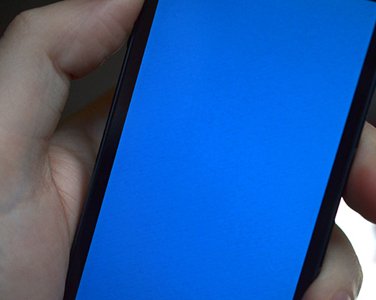 Пользователи iPhone 5S жалуются на «синий экран смерти»